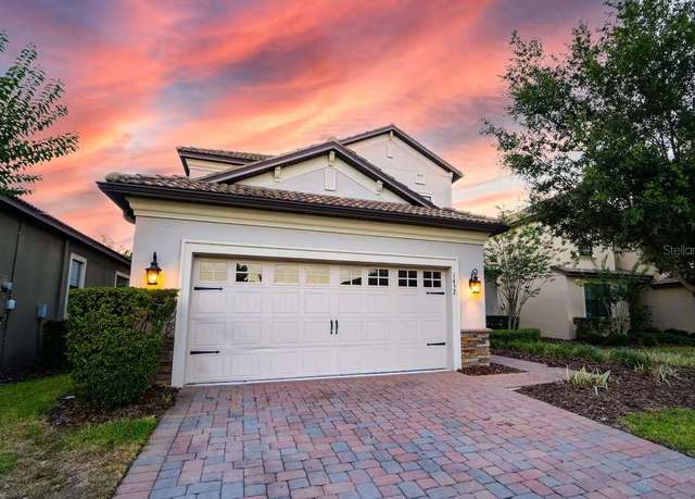 Property at 1452 Moon Valley Dr, Davenport, FL 33896, 5 beds, 4.5 baths