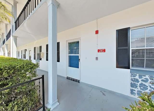 Property at 100 Glennes Ln #108, Dunedin, FL 34698, 2 beds, 1 bath