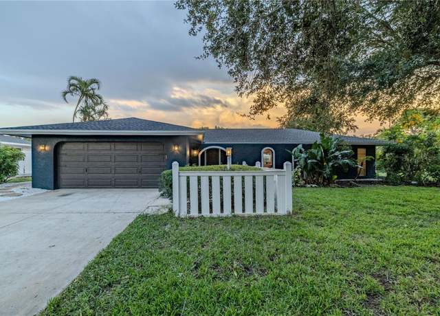Property at 1211 64th St NW, Bradenton, FL 34209, 3 beds, 2 baths