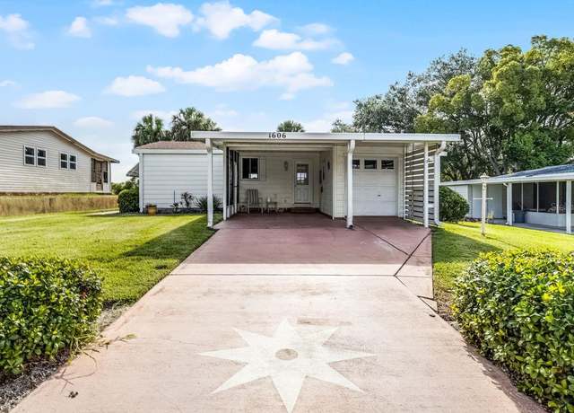 Property at 1606 Magnolia Ave, Lady Lake, FL 32159, 2 beds, 2 baths