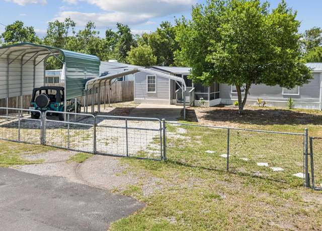 Property at 7213 Elizabeth Ave, Hudson, FL 34667, 2 beds, 1 bath