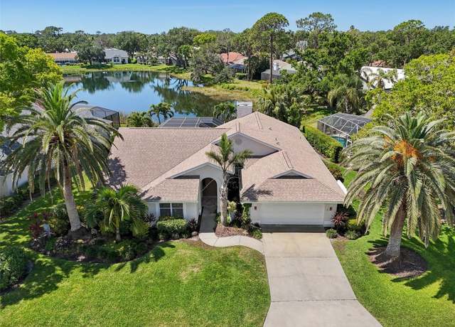 Property at 8146 Shadow Pine Way, Sarasota, FL 34238, 4 beds, 2 baths