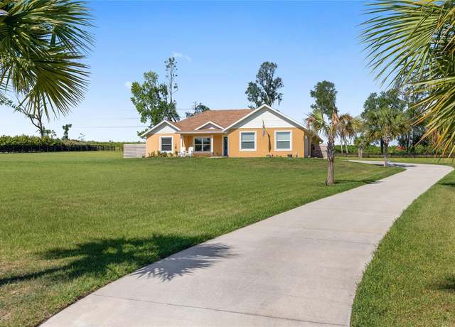 Property at 9950 NW 11th Ter, Ocala, FL 34475, 3 beds, 2 baths