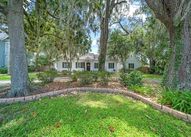 Property at 904 SE 2nd St, Ocala, FL 34471, 3 beds, 2 baths