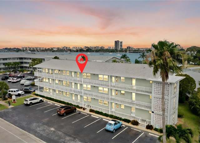 Property at 1898 Shore Dr S #317, South Pasadena, FL 33707, 1 bed, 1 bath