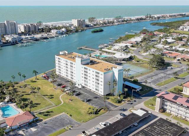 Property at 10216 Regal Dr #603, Largo, FL 33774, 2 beds, 2 baths