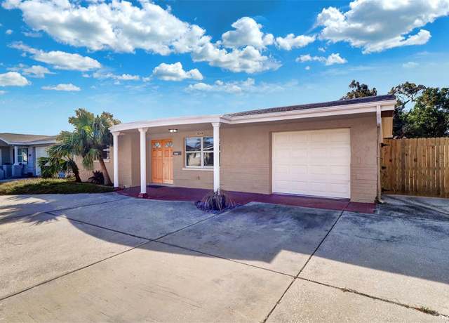 Property at 3048 Holiday Lake Dr, Holiday, FL 34691, 3 beds, 2 baths