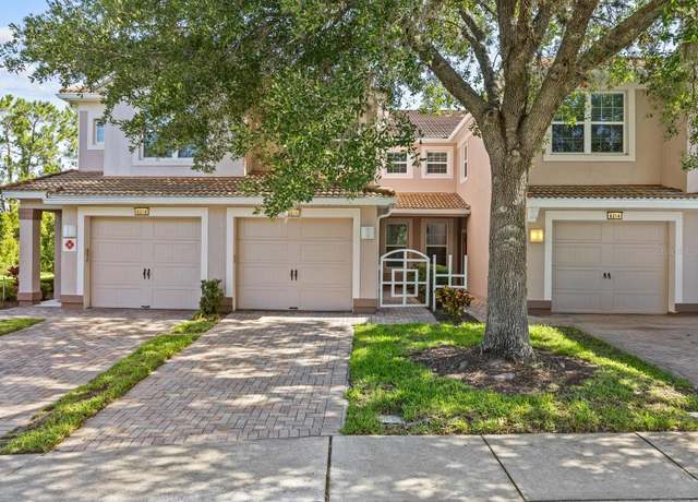 Property at 8316 Quimby Cir, Davenport, FL 33896, 2 beds, 2 baths