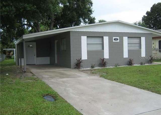 Property at 1903 Avenue O, Fort Pierce, FL 34950, 3 beds, 1 bath