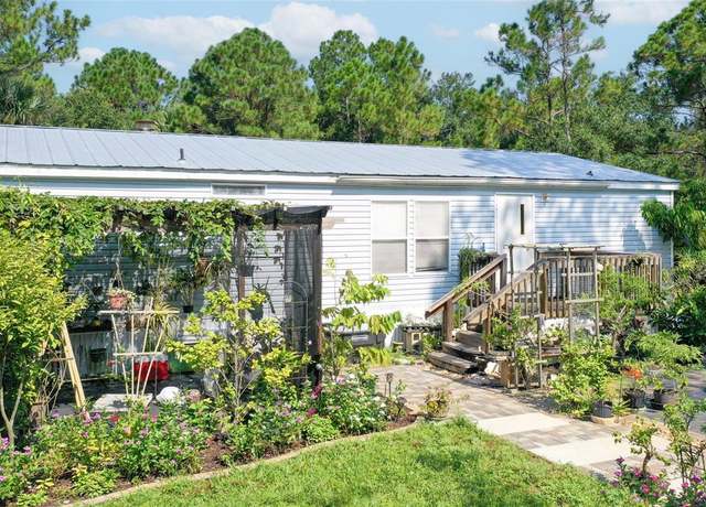 Property at 2968 W Osceola Rd, Geneva, FL 32732, 3 beds, 2 baths