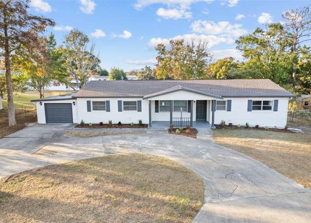 Property at 214 S Harrison St, Beverly Hills, FL 34465, 4 beds, 3 baths