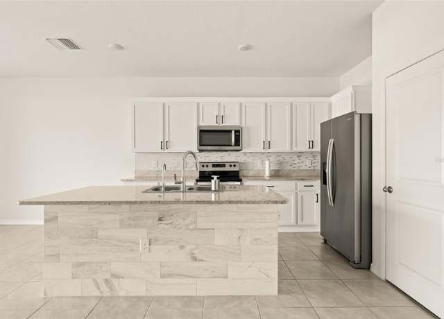 Property at 34395 Sorrel Mint Dr, Wesley Chapel, FL 33543, 3 beds, 2.5 baths