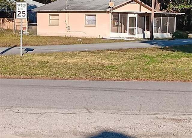 Property at 4702 CR 304, Lake Panasoffkee, FL 33538, 1 bed, 1 bath