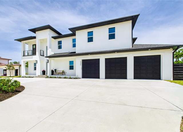 Property at 2345 N Riverside Dr, Indialantic, FL 32903, 7 beds, 3.5 baths