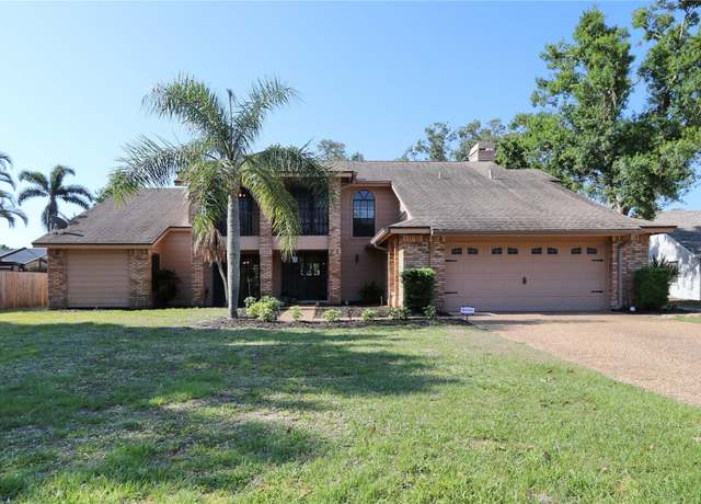 Property at 5340 Dominica Cir, Sarasota, FL 34233, 6 beds, 3.5 baths