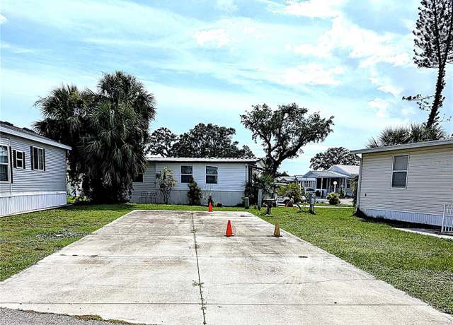 Property at 3275 26th Ave E #141, Bradenton, FL 34208