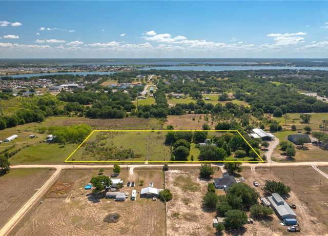 Property at 256 Sunridge Dr, Auburndale, FL 33823, 2 beds, 2 baths