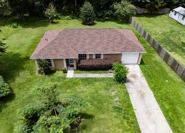 Property at 14080 SE 41st Ter, Summerfield, FL 34491, 3 beds, 2 baths