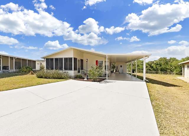 Property at 1746 Fox Hill Dr, Lakeland, FL 33810, 2 beds, 2 baths