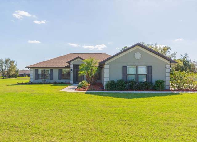 Property at 27941 Austin Woods Dr, Dade City, FL 33525, 3 beds, 2 baths