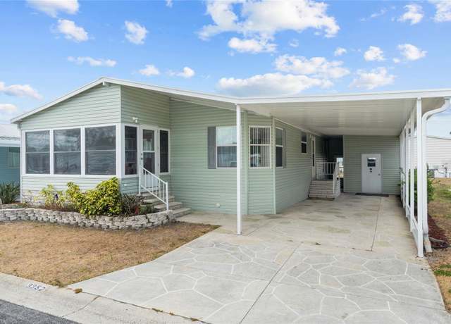 Property at 3352 Laurel Oak Way, Sarasota, FL 34237, 2 beds, 2 baths
