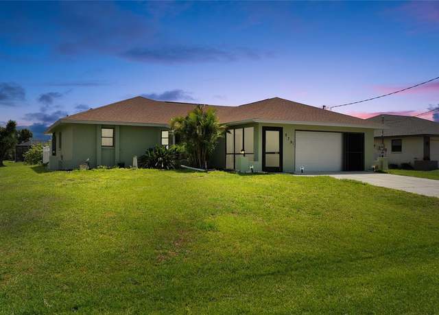 Property at 279 Mark Twain Ln, Rotonda West, FL 33947, 2 beds, 2 baths