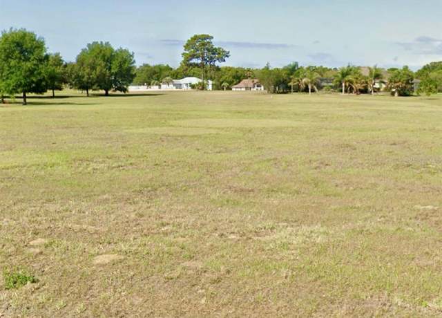 Property at 402 N Cherry Pop Dr, Inverness, FL 34453