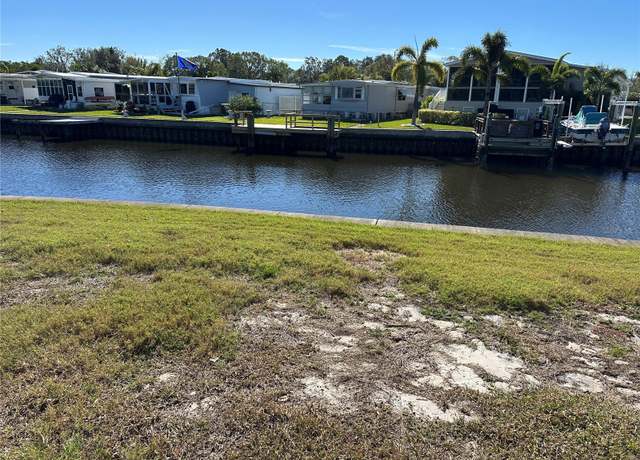 Property at 6804 Mount Quincy Dr NE #362, St Petersburg, FL 33702, 2 beds, 2 baths