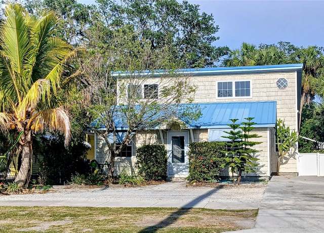 Property at 2728 58th St S, Gulfport, FL 33707, 3 beds, 2 baths