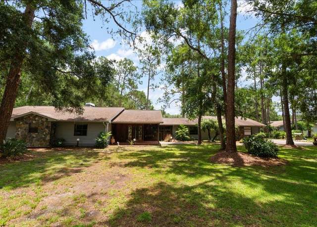 Property at 935 Ranch Rd, Tarpon Springs, FL 34688, 4 beds, 2.5 baths