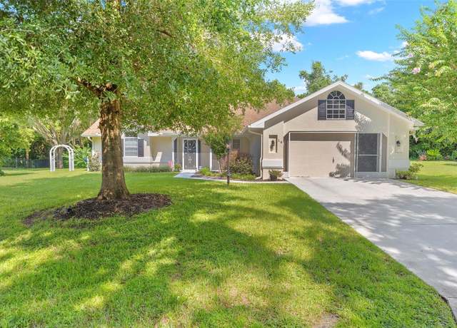 Property at 16 Hemlock Ct E, Homosassa, FL 34446, 3 beds, 2 baths
