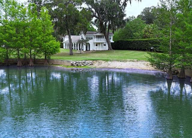 Property at 500 SE 69th Pl, Ocala, FL 34480, 3 beds, 3 baths