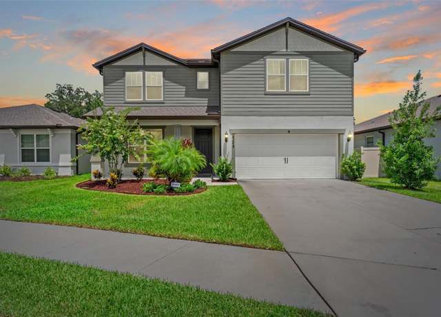 Property at 6248 Bradford Woods Dr, Zephyrhills, FL 33542, 4 beds, 3.5 baths