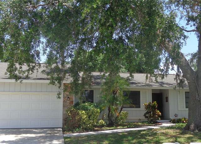 Property at 2475 Wood Oak Dr, Sarasota, FL 34232, 3 beds, 2 baths