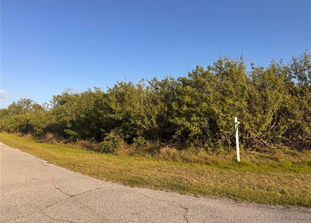 Property at 14303 Cando Ave, Port Charlotte, FL 33981