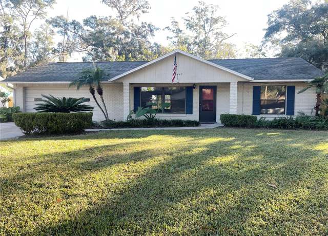 Property at 12467 SE 62nd Ave, Belleview, FL 34420, 3 beds, 2 baths