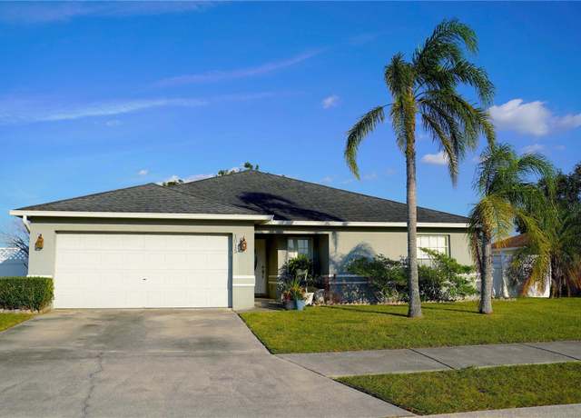 Property at 1015 Highland Crest Cir, Lake Wales, FL 33853, 4 beds, 2 baths