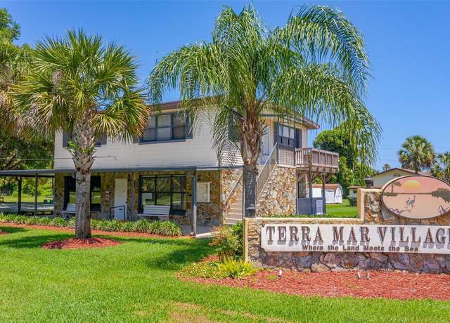Property at 160 Red Bass Ln, Edgewater, FL 32141