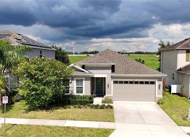 Property at 902 Grand Hilltop Dr, Apopka, FL 32703, 3 beds, 2 baths