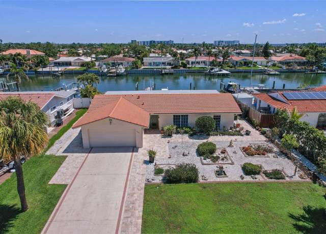 Property at 4380 44th St S, St Petersburg, FL 33711, 3 beds, 2 baths