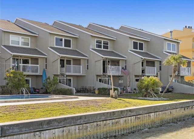 Property at 360 8th Ave N #3, Tierra Verde, FL 33715, 3 beds, 2.5 baths