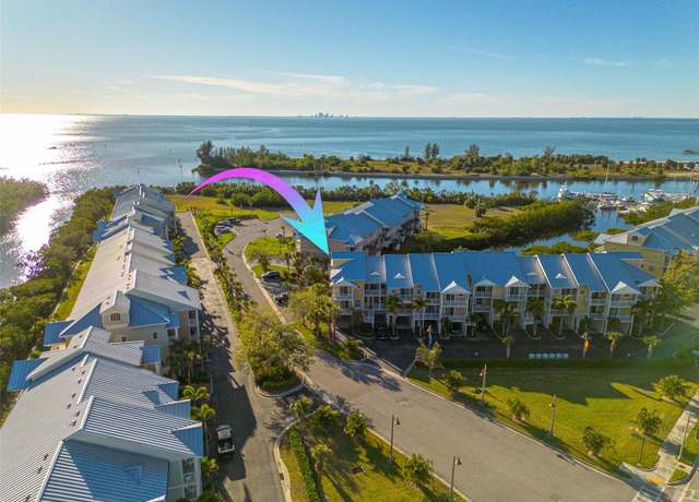 Property at 418 Bahia Beach Blvd, Ruskin, FL 33570, 3 beds, 2.5 baths