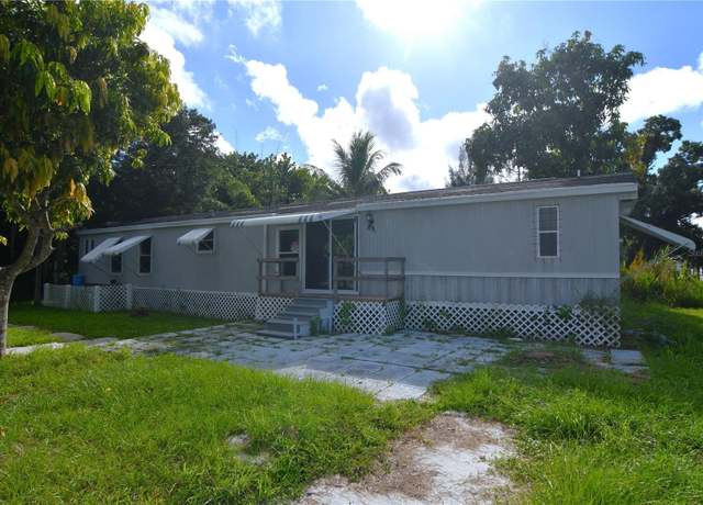 Property at 15321 Mango Dr, Punta Gorda, FL 33955, 3 beds, 2 baths