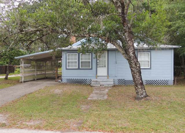 Property at 219 SE 3rd Ave, Williston, FL 32696, 3 beds, 1.5 baths