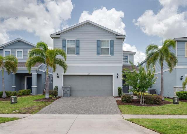 Property at 1607 Kona Ln, Davenport, FL 33897, 5 beds, 4 baths
