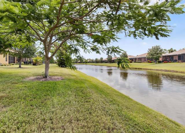 Property at 226 Shell Falls Dr, Apollo Beach, FL 33572, 3 beds, 2 baths