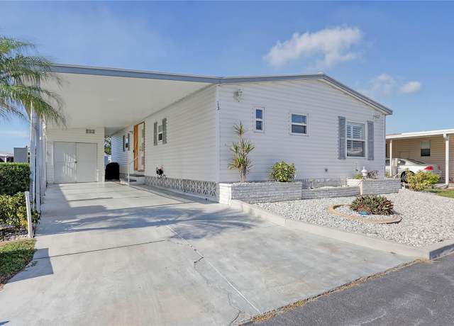 Property at 13 N Buena Vista Ave, Englewood, FL 34223, 2 beds, 2 baths