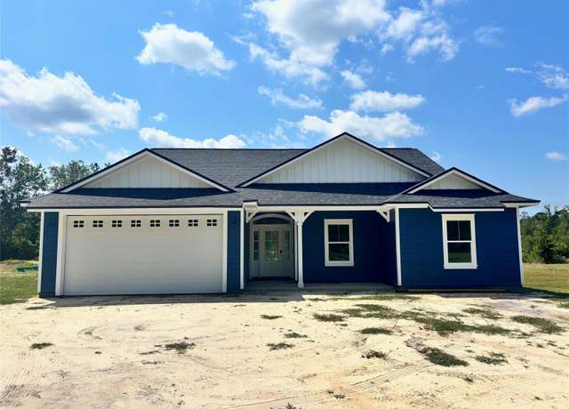 Property at 5949 SE County Road 21b, Keystone Heights, FL 32656, 4 beds, 2.5 baths