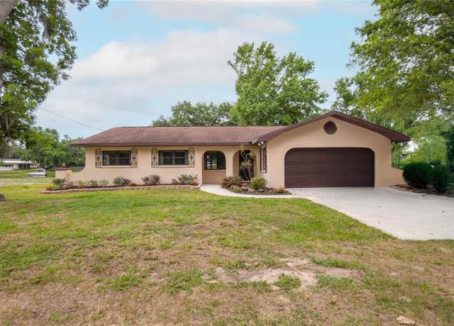 Property at 8430 E Muir Pl, Inverness, FL 34450, 3 beds, 2 baths