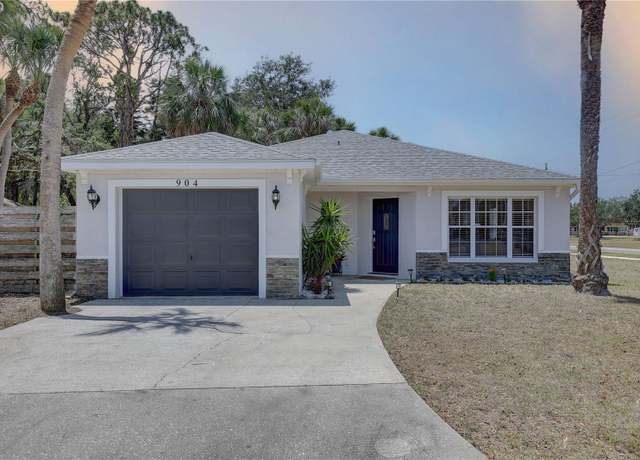 Property at 904 Winter Garden Dr, Sarasota, FL 34243, 3 beds, 2 baths